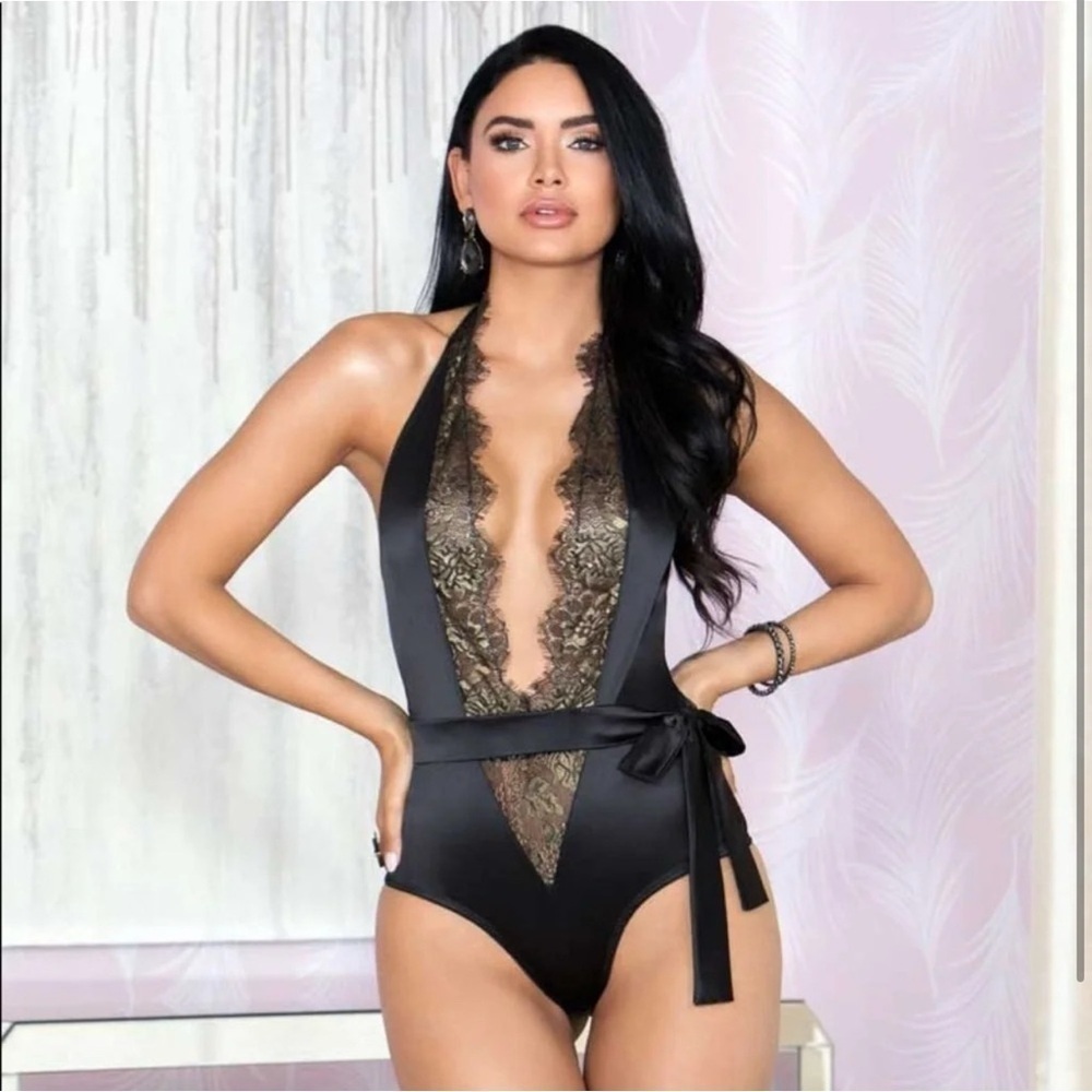 Black Satin Lace Plunging Teddy Size Small with Ribbon Belt & Halter Straps NWT